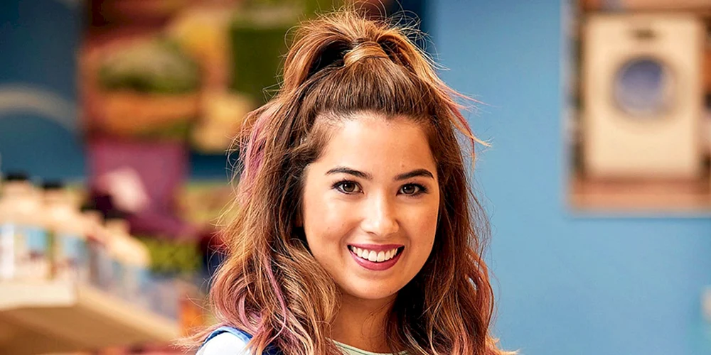 Nichole Bloom Schauspielerin