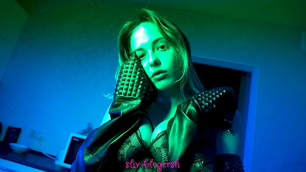 Nikol Koulen onlyfans
