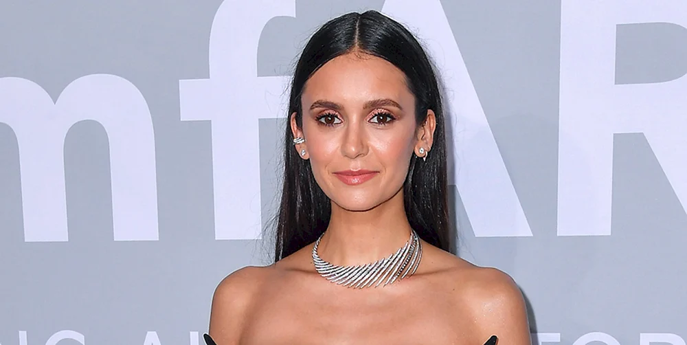 Nina Dobrev 2023