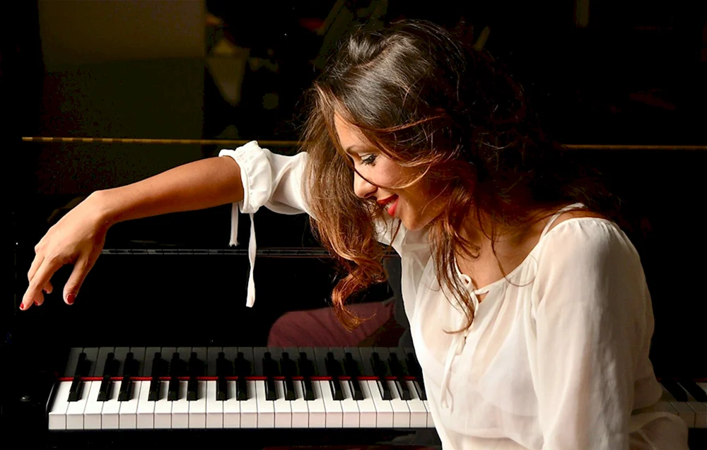Nina Lelchuk Pianistin