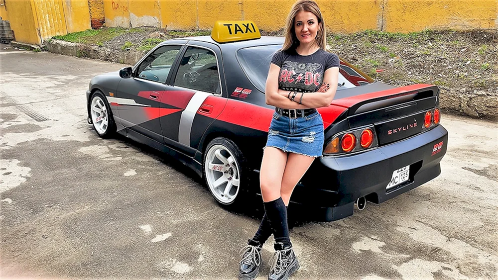 Nissan Skyline p33 Nastia Fog
