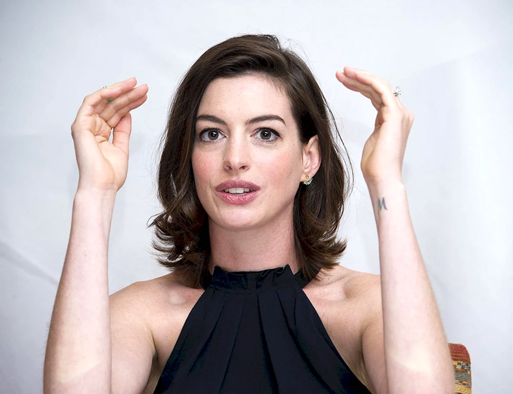 Schauspielerin. Anne Hathaway 2020