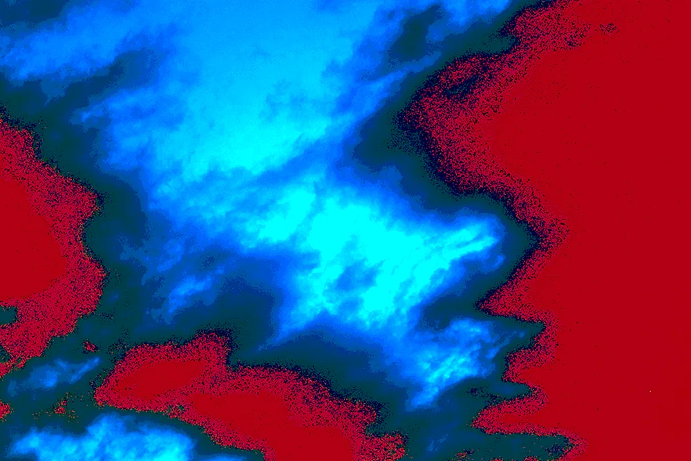 Blauer Himmel mit Wolken