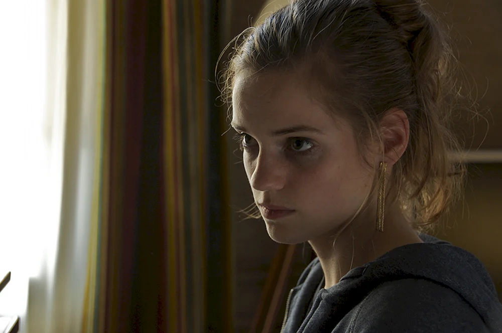 Noemie Schmidt Versailles