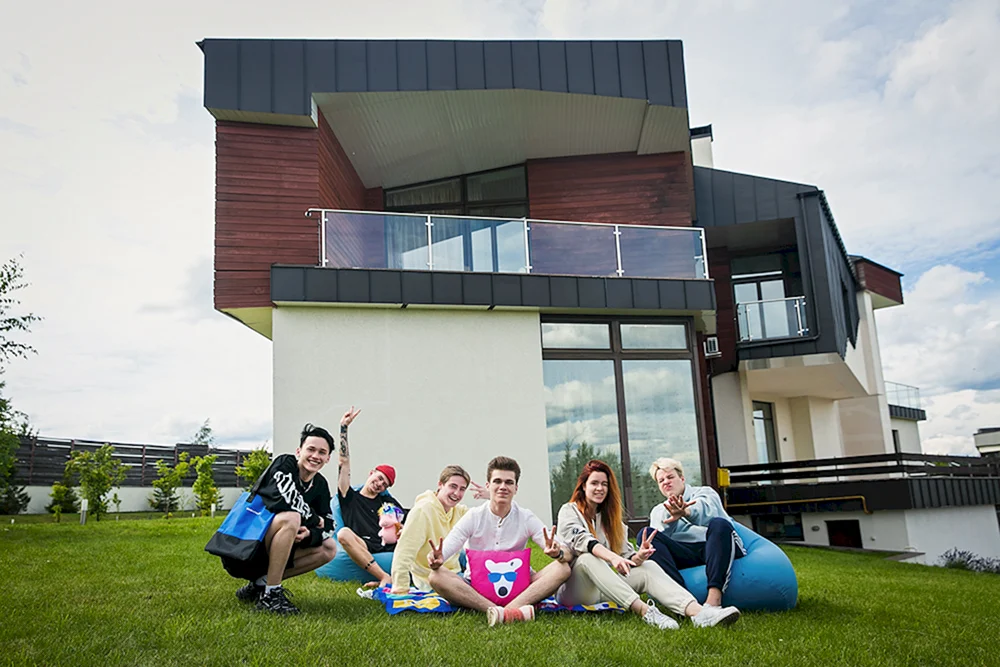 Neues Dream Team Haus