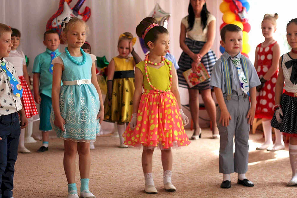 Kleid für Kindergartenabschluss