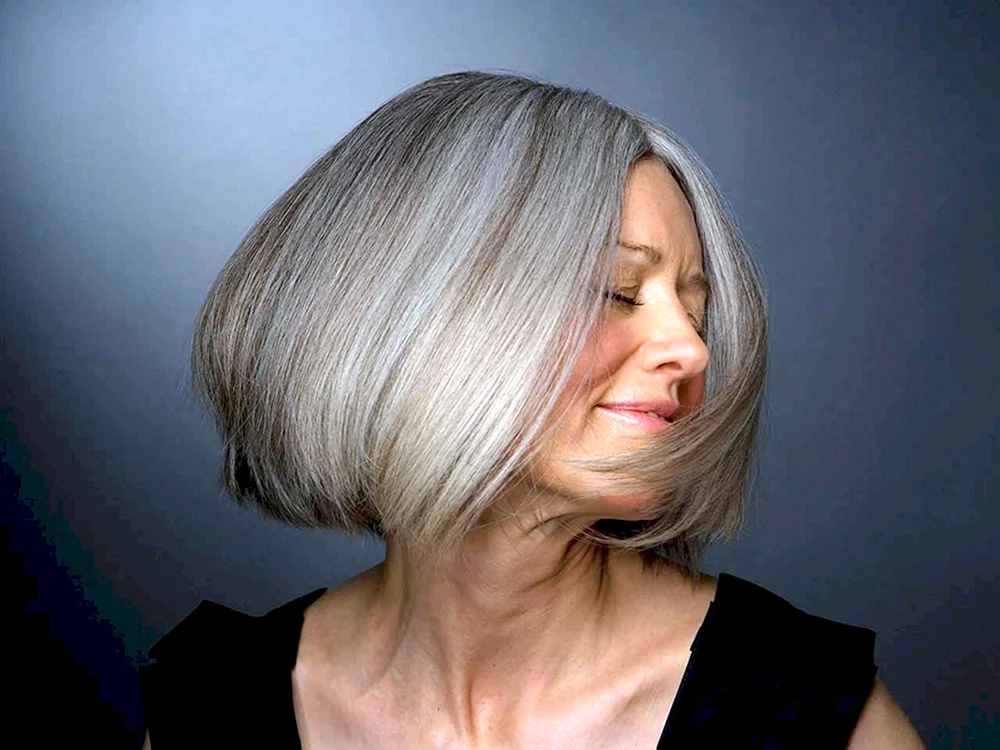 Graues Haar färben