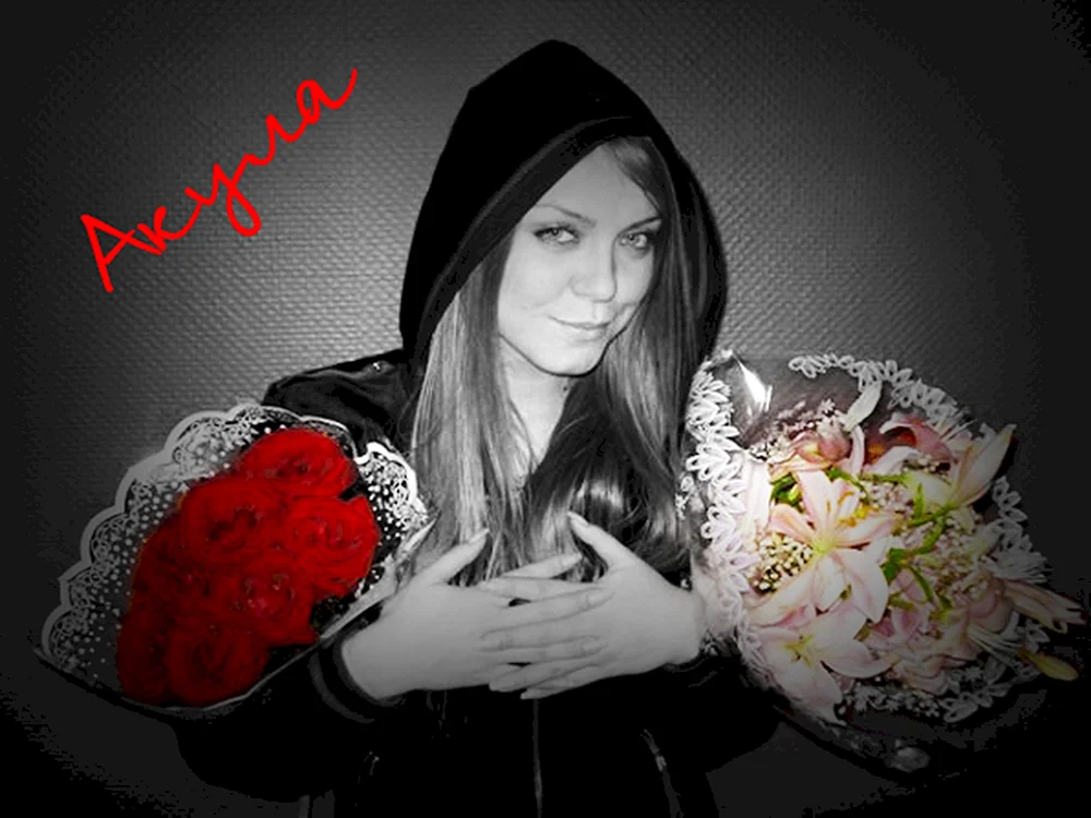 Oksana Pochepa Maximilians Hai