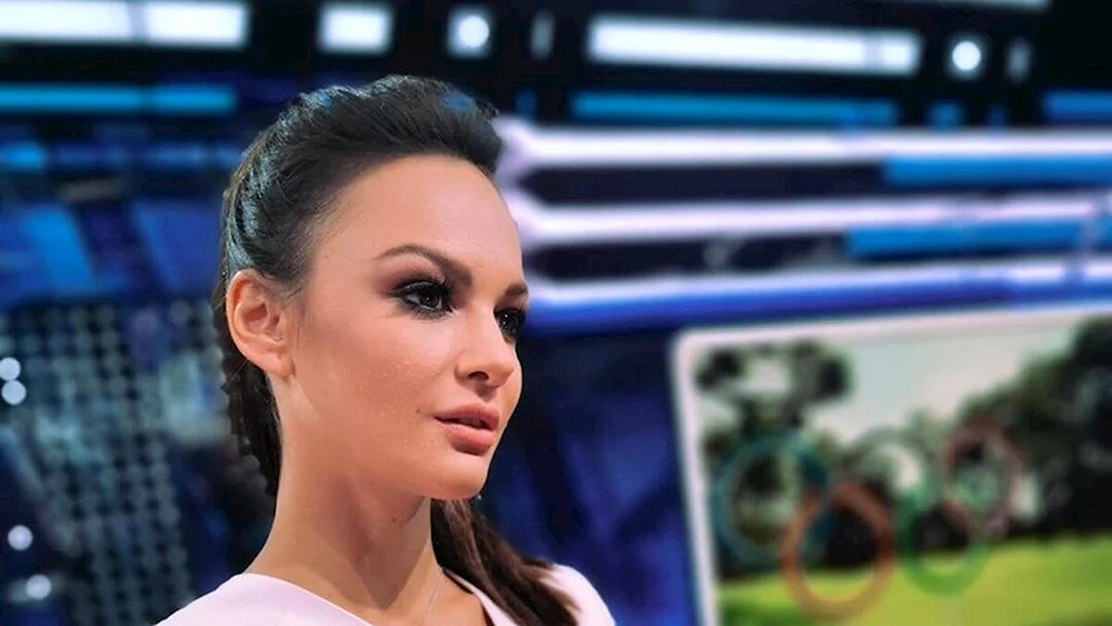 Olesya Seryogina Moderatorin