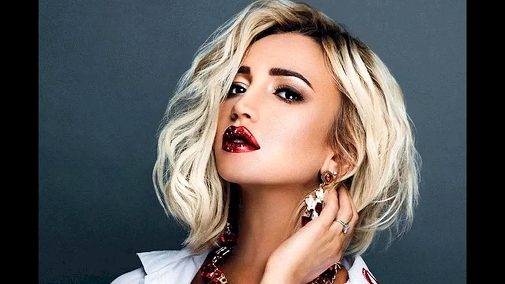 Olga Buzova