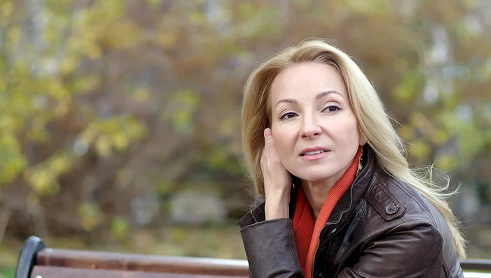Olga Mokshina Spur