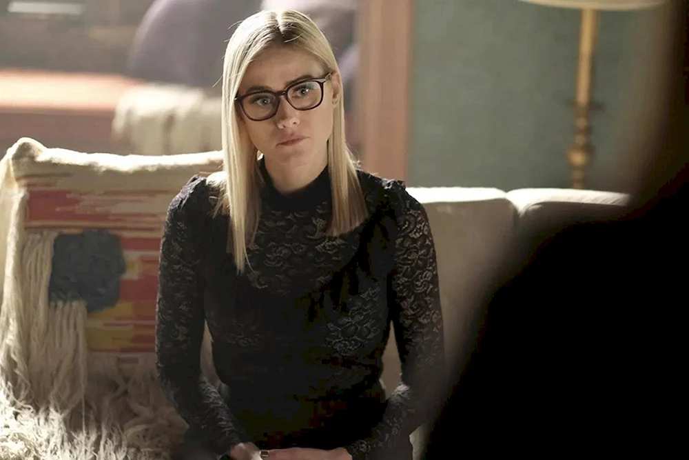 Olivia Taylor Dudley Die Zauberer