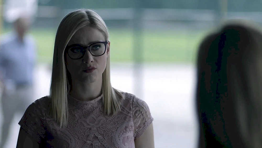 Olivia Taylor Dudley Die Zauberer