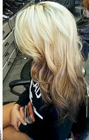 Ombré dunkler Ansatz blonde Spitzen