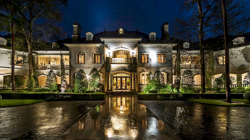 Dante Manor Mansion