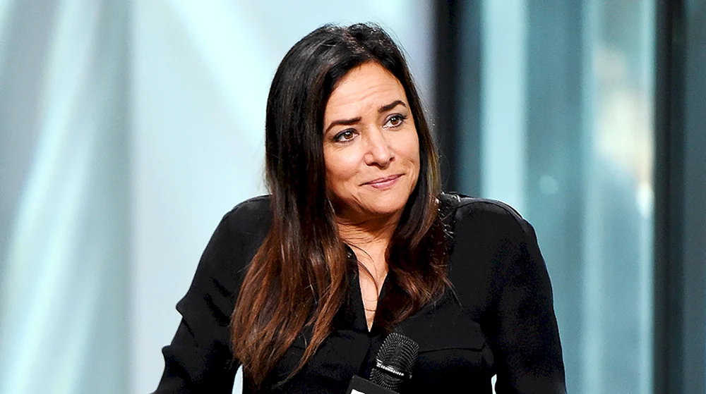 Pamela Adlon als junges Mädchen