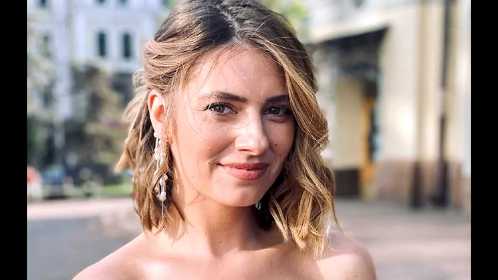 Papa-Schauspielerin Daria Petrozhitskaya