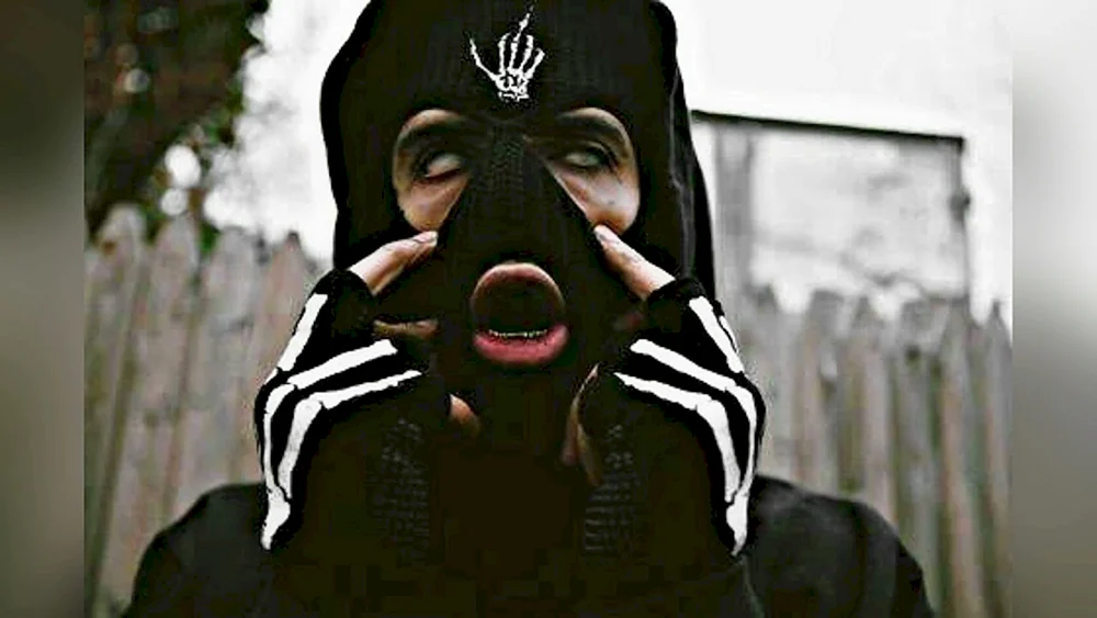 Maskierte Typen in Balaclava