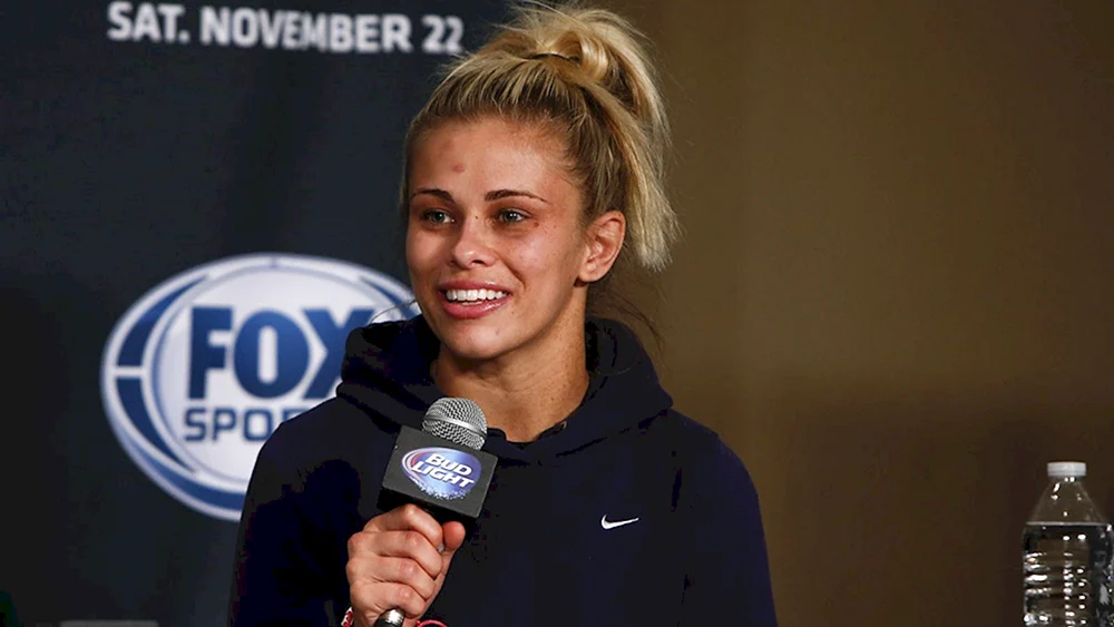 Paige VanZANT 18