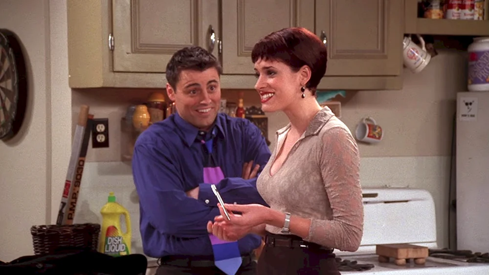 Paget Brewster. Freunde