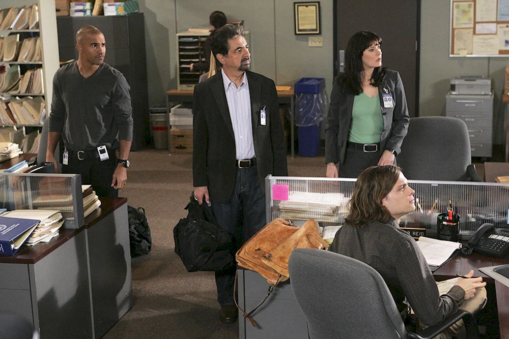 Paget Brewster denkt wie ein Verbrecher