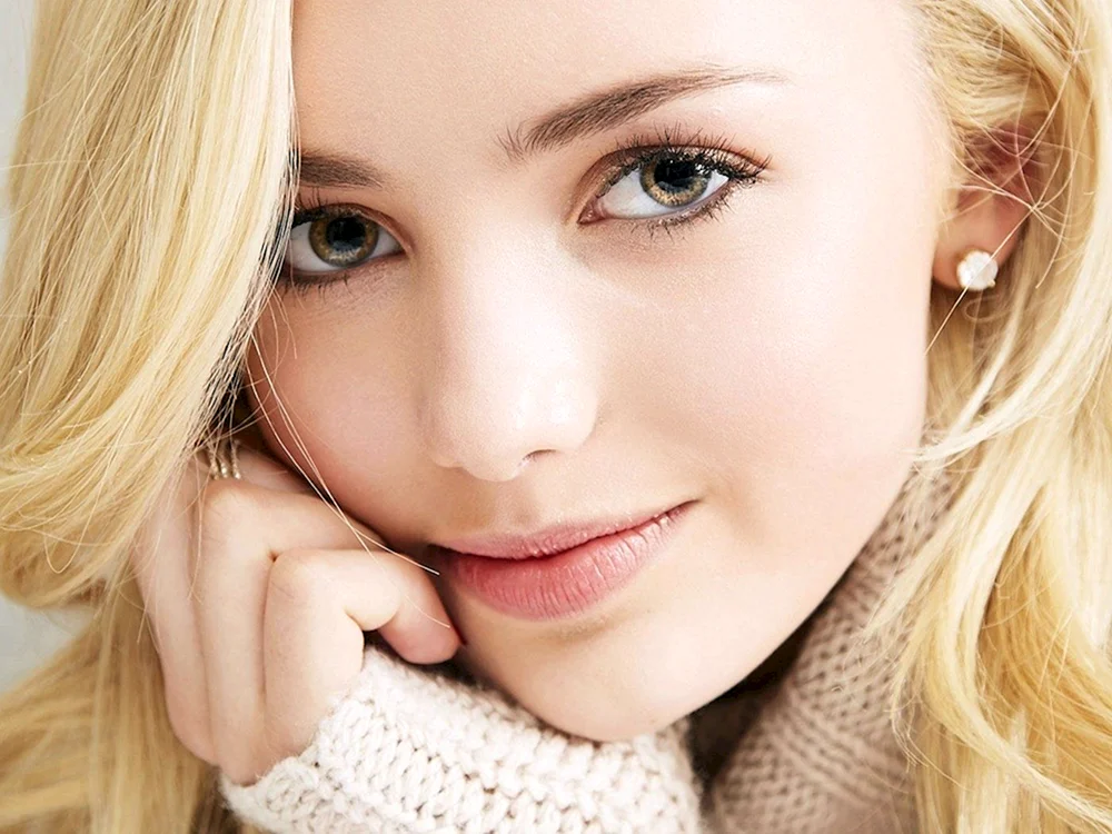 Peyton Leaf blond