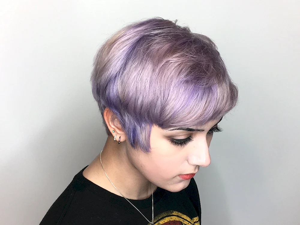 Braun lila Haar