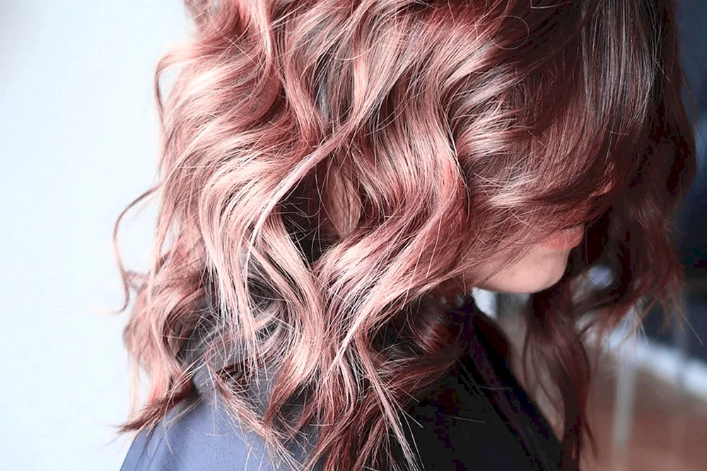 Pepel Pink. Haare