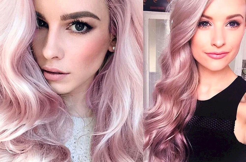 Sie ist aschblond. rosa Haarfarbe