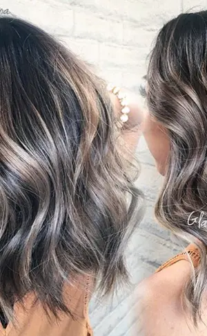 Aschiger kastanienfarbener Balayage-Bob
