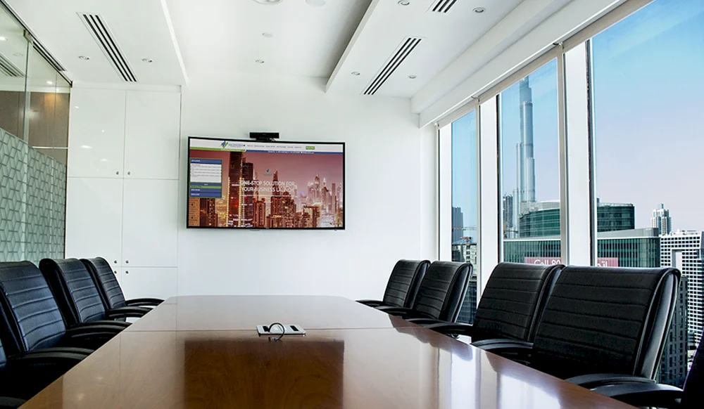 Büro mit Panoramafenstern