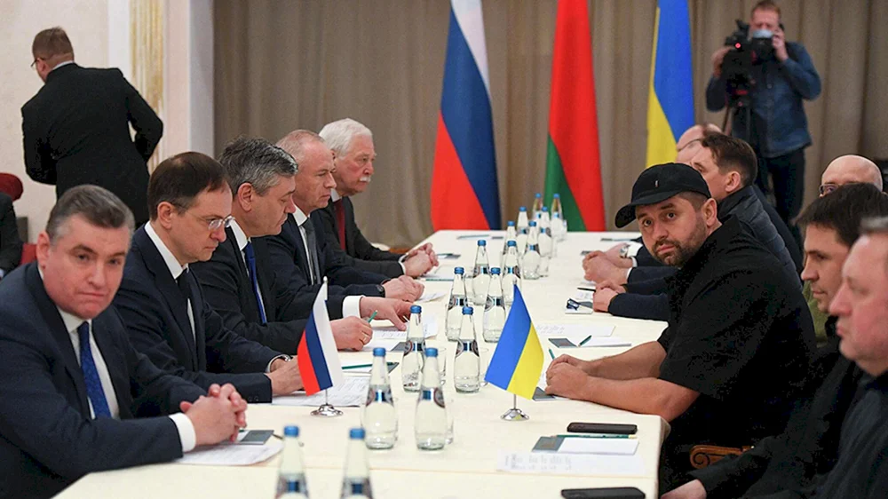 Putin und Macron spricht 2022