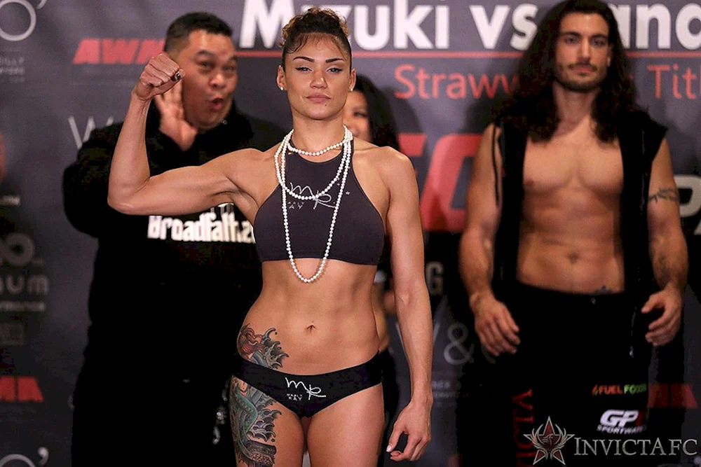 Charisa Sigala BKFC