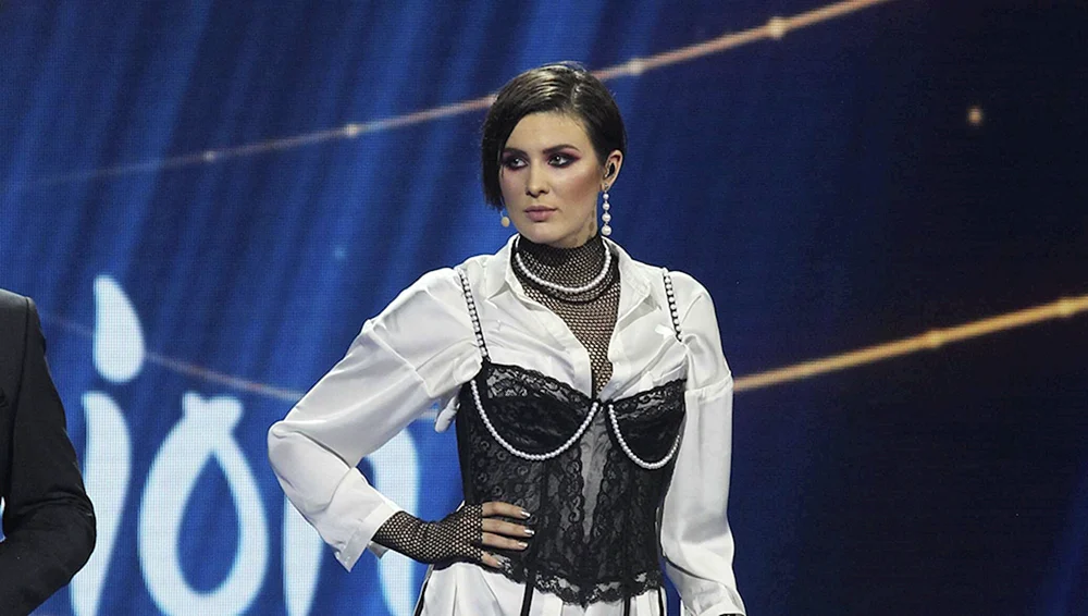 Sängerin Maruv