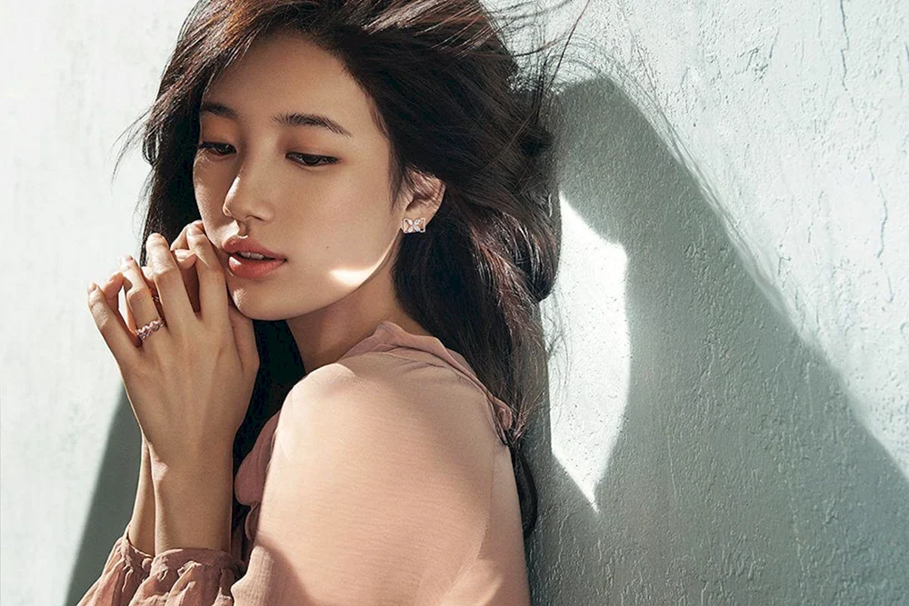 Suzy Bae Suzy