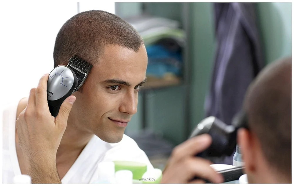 U.S. Army soldier haircut