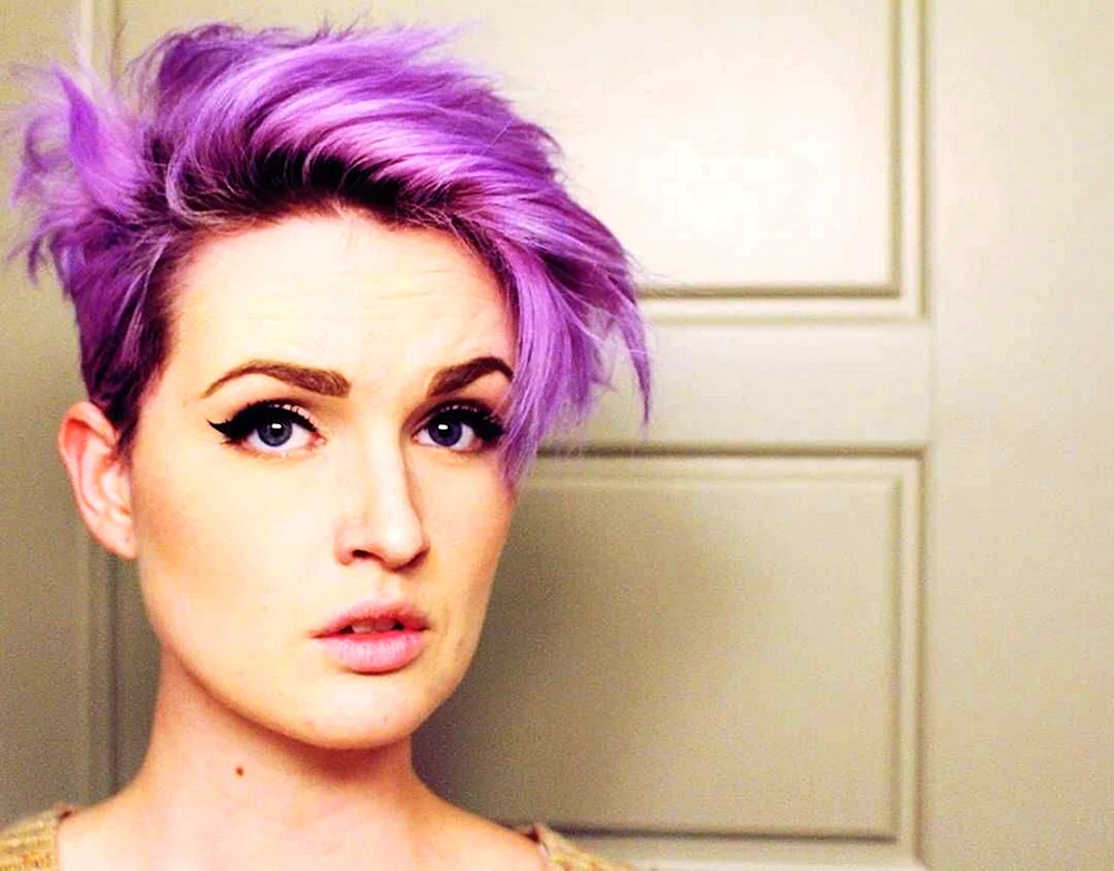 Pixie Undercut lila