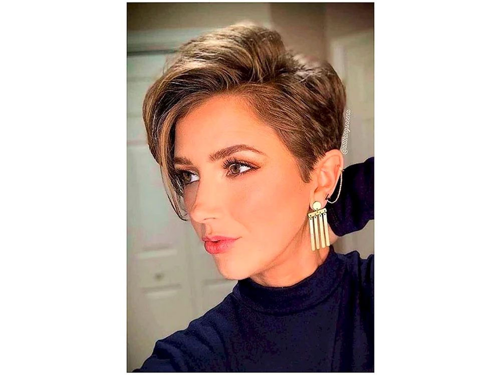 Pixie Bob asymmetrisch 2020