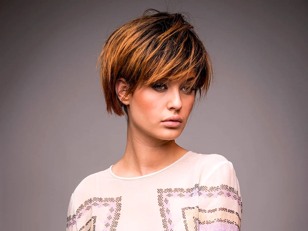 Taylor Swift Haarschnitt Shag
