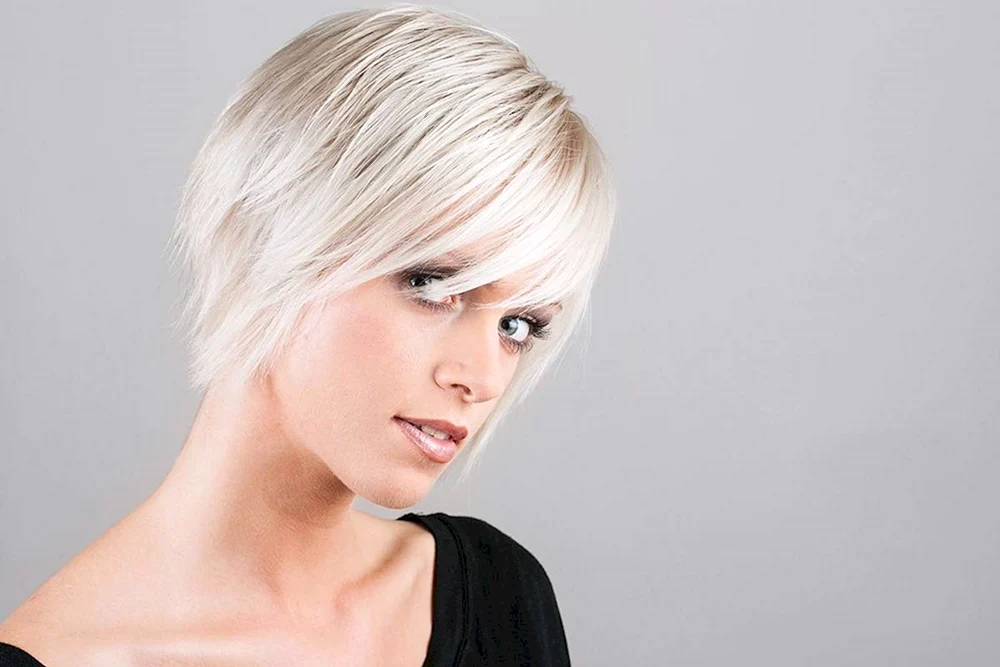Filiged Bob haircut