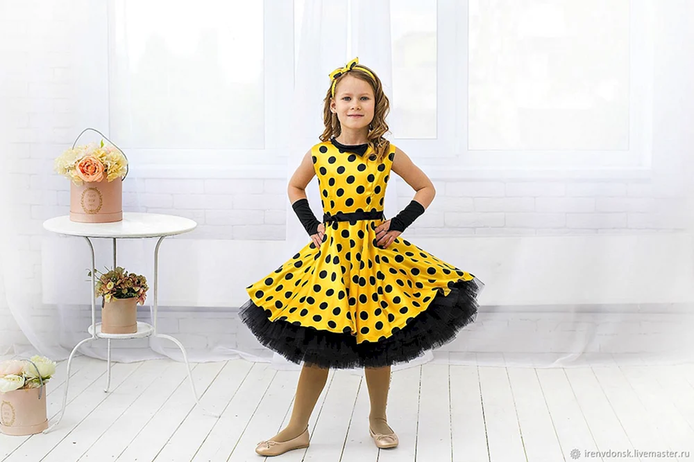 Stilyagi Kleid für Mädchen