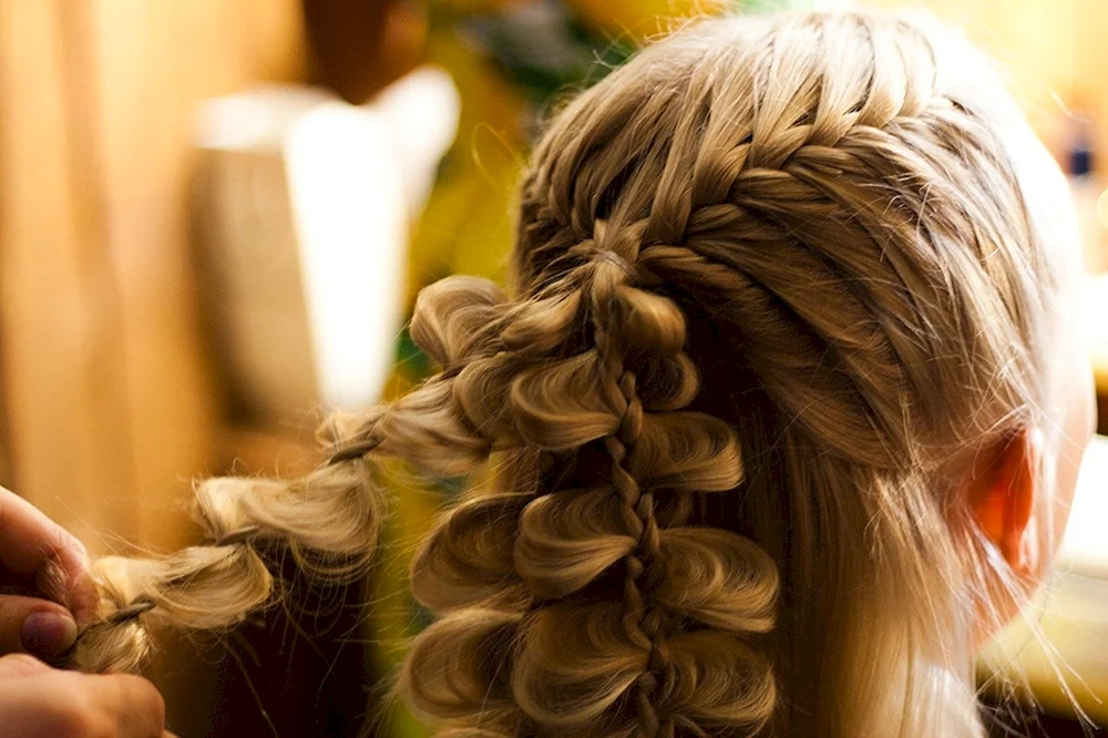 Flechtfrisuren mit Zöpfen