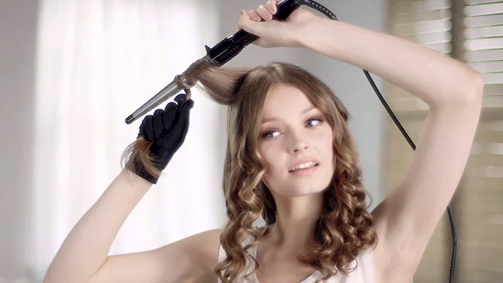 Lange Locken mit dem Glätteisen