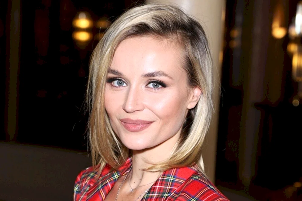 Polina Gagarina 2005