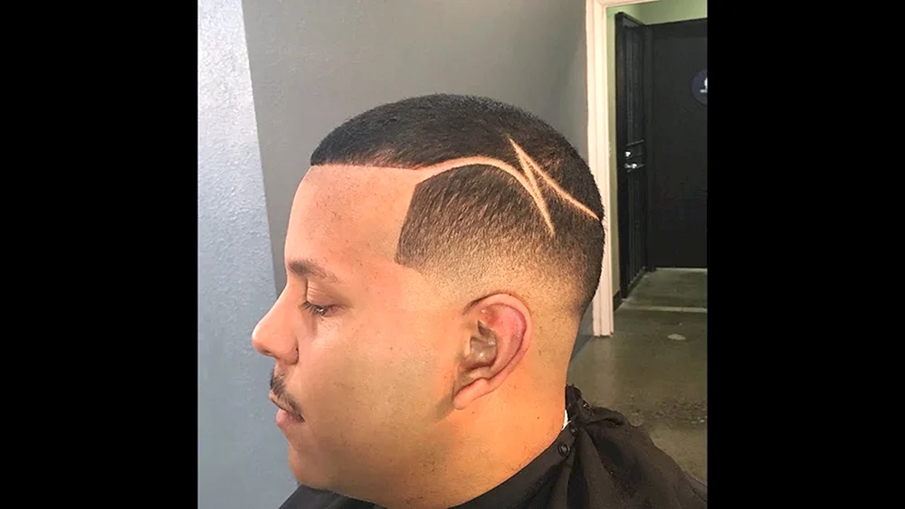 Stripe on head haircut for men
