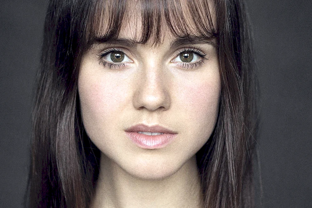 Poppy Drayton. Gotham