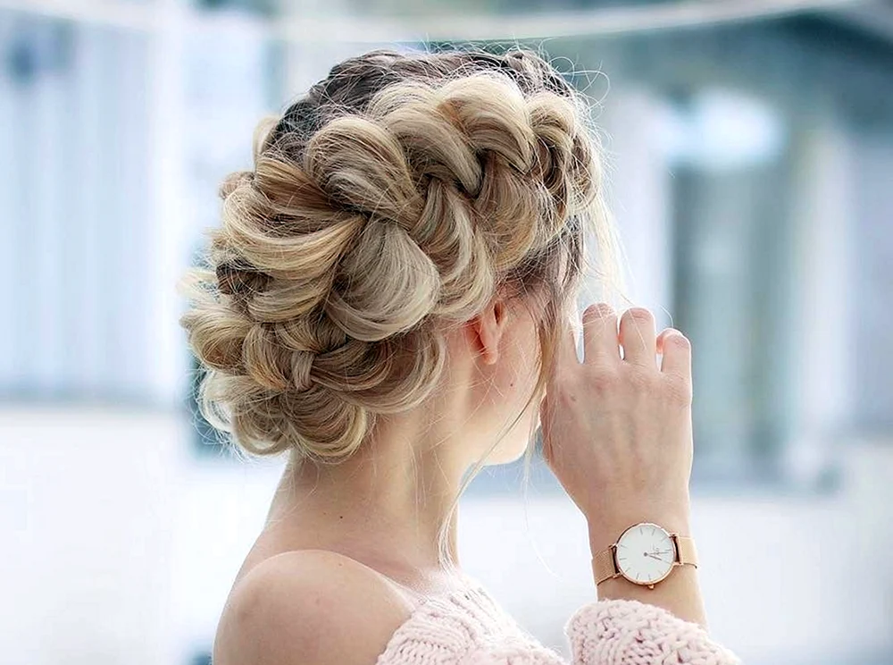 Frisuren mit Zöpfen für langes Haar