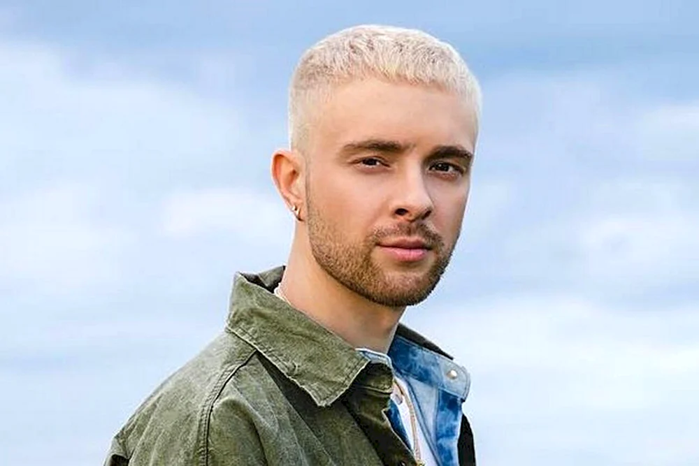 Haarschnitt British undercut