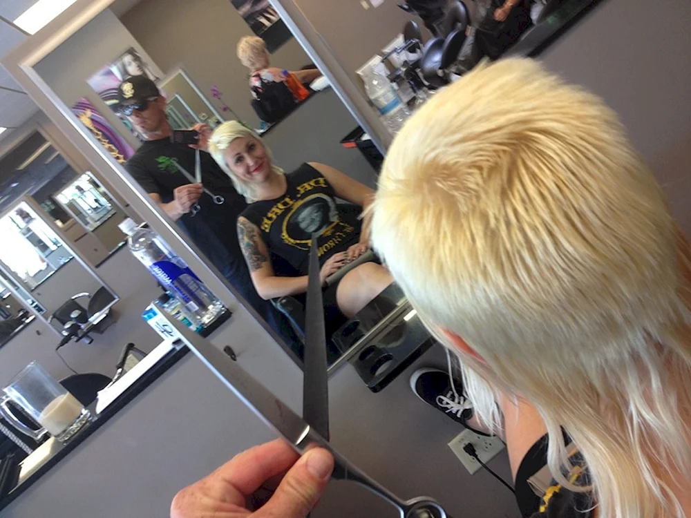 Chelsea Skinhead Frisur