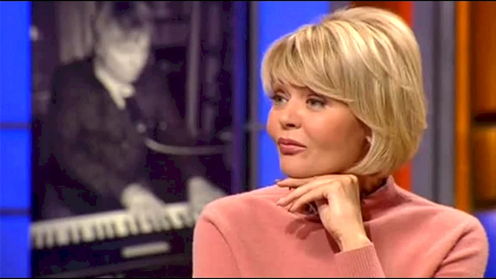 Julia Menshova